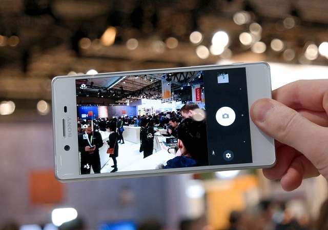 Bộ đôi camera có số chấm lớn