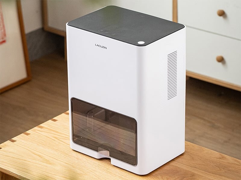 Máy hút ẩm Lacuzin LCZ100WT 3 lít có thiết kế nhỏ gọn, sang trọng