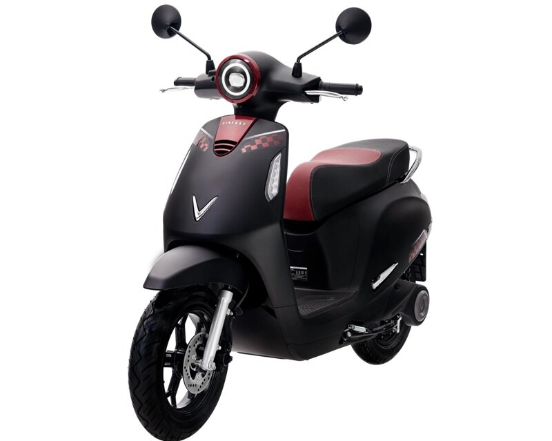 Loạt xe máy điện Vinfast dùng pin LFP an toàn, đi trên 100 km/lần sạc, giá chỉ từ 17 triệu đồng