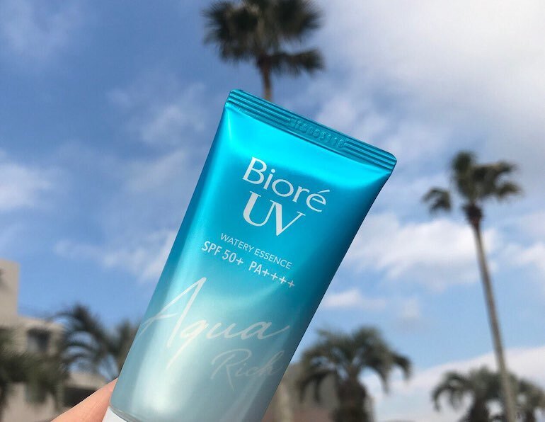 kem chống nắng Biore UV Aqua Rich