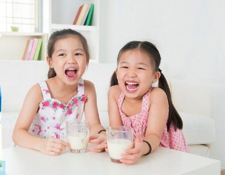 So sánh sữa bột Pediasure Mỹ và Nga cho trẻ, loại nào tốt hơn?