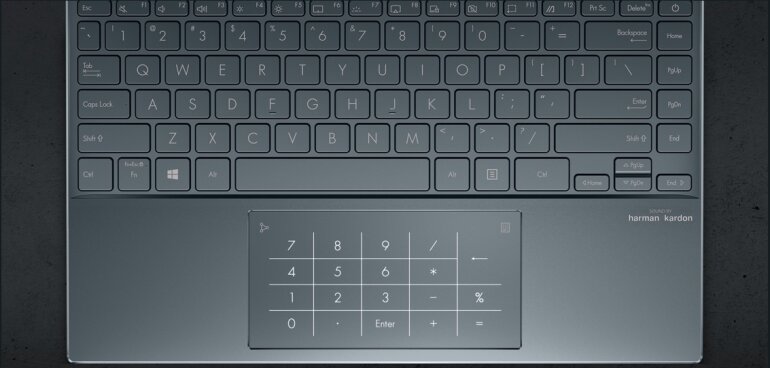 Bàn phím và touchpad nhạy, dễ sử dụng