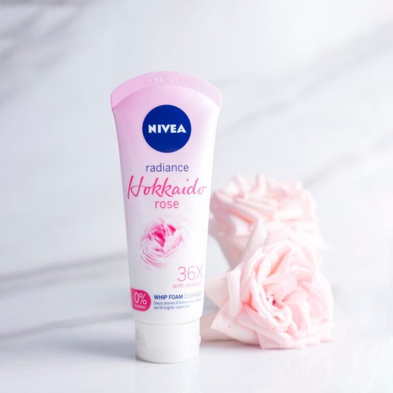 Giá sữa rửa mặt Nivea Hokkaido Rose bao nhiêu tiền?