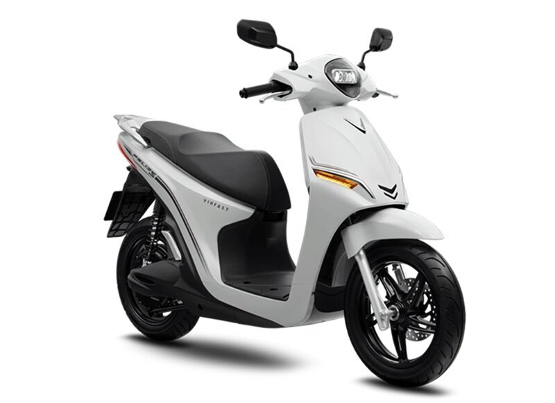 Giá xe máy điện VinFast Feliz S giảm chạm đáy, chạy khỏe, pin trâu 198 km/lần sạc