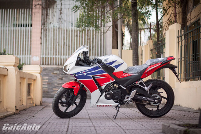 honda cbr150r 2015