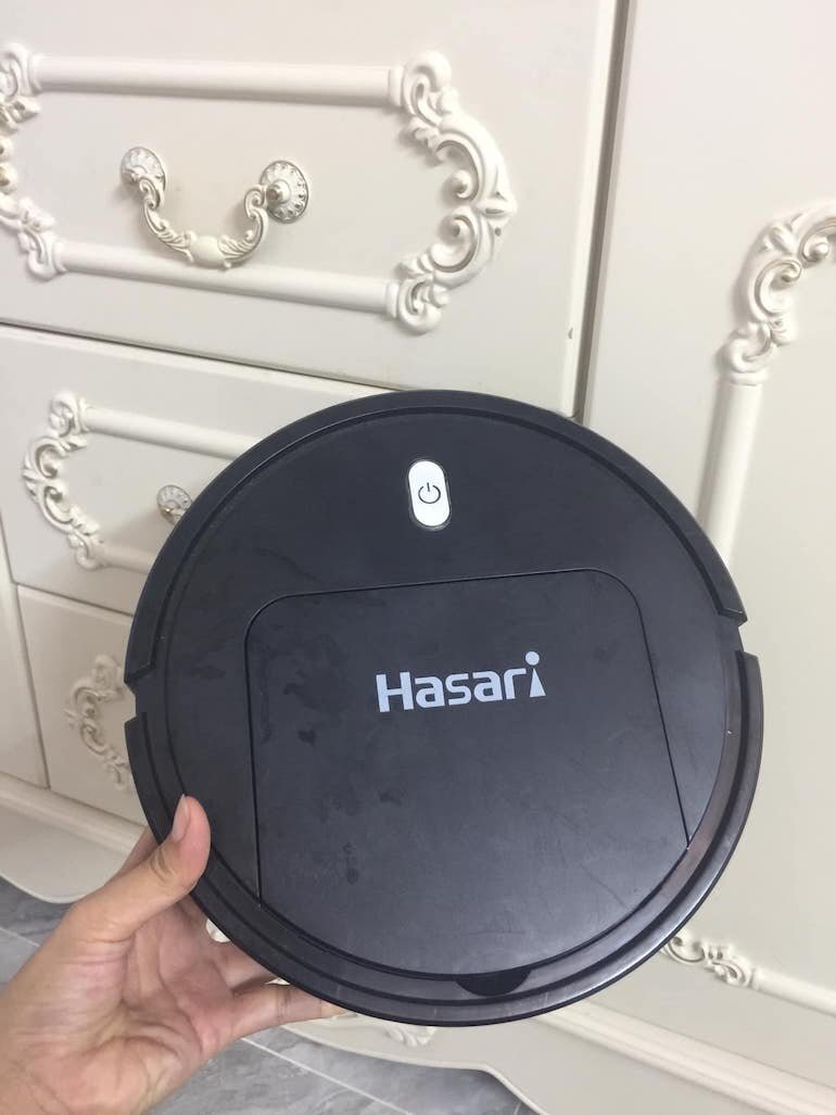 robot hút bụi Hasari