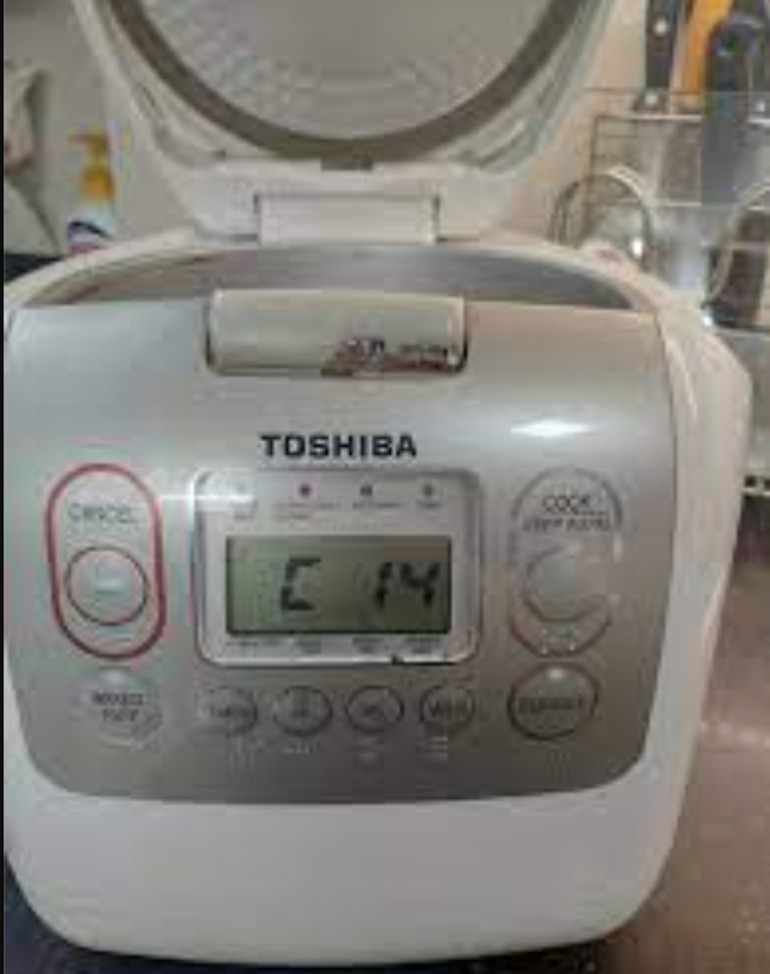 Cách khắc phục lỗi C14 nồi cơm điện Toshiba bạn nên biết
