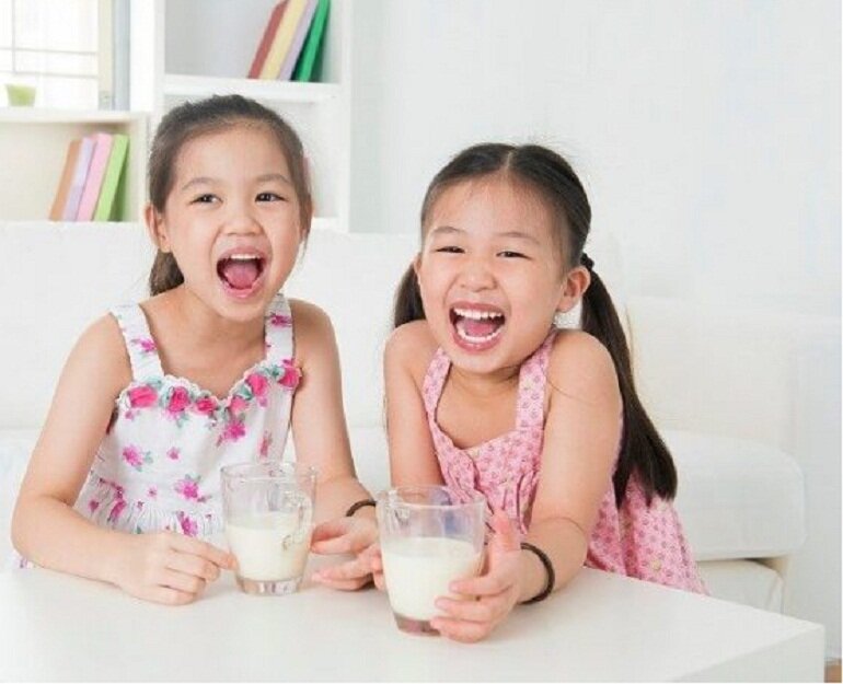 Các loại sữa tươi và sữa công thức pha sẵn tốt trên thị trường hiện nay