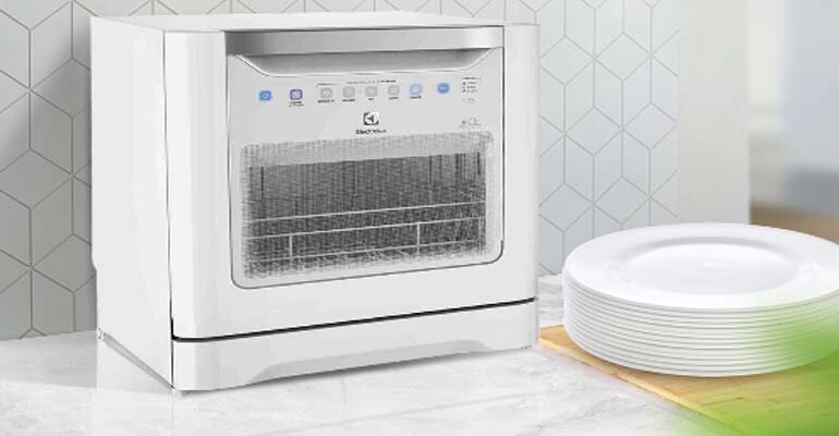 Máy rửa bát Electrolux là thương hiệu đến từ Thụy Điển Máy rửa bát Electrolux ESF6010BW