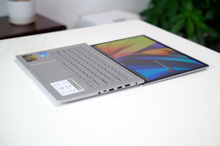 Asus Vivobook 14X OLED 2022