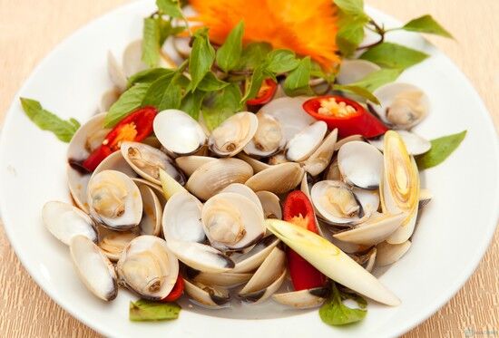 11 món ăn vặt ngon "không thể chối từ" cho ngày mưa Hà Nội