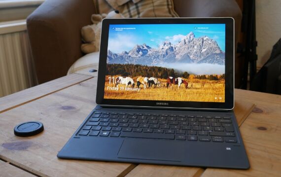 15 laptop màn hình cảm ứng tháo rời 2 in 1 tốt nhất đa nhiệm giá từ 3 triệu đồng