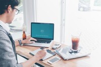 17 mẫu laptop nhẹ nhất siêu mỏng cho nam giới giá chỉ từ 19 triệu