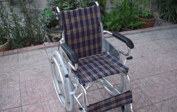19 loại xe lăn cho người già, người khuyết tật đa năng giá từ 1tr