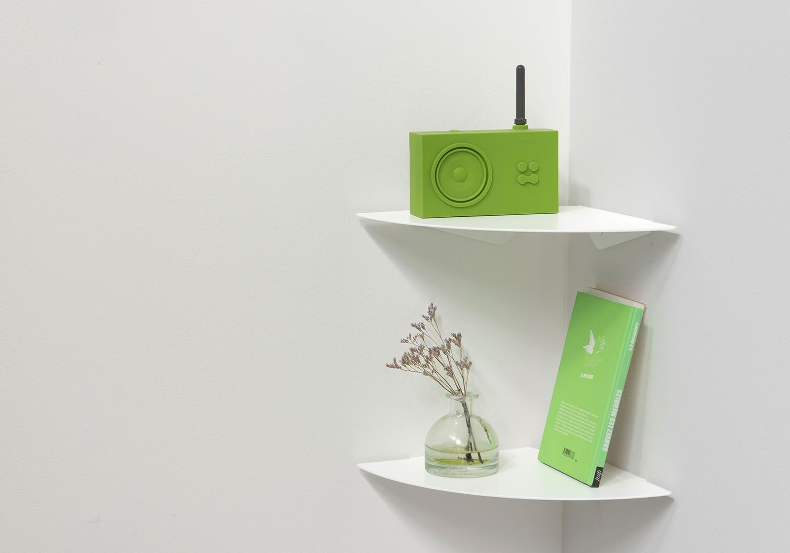 19 mẫu kệ góc tường đẹp bằng gỗ, thép cao cấp trang trí giá từ 500k