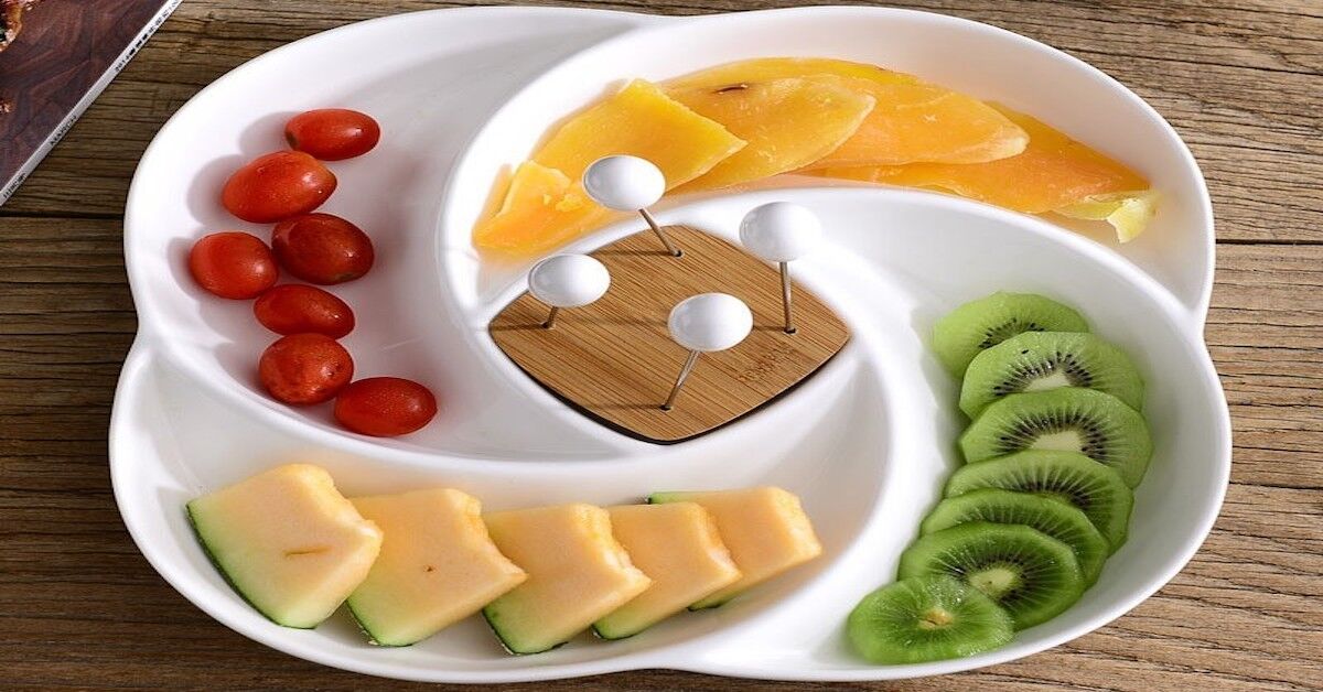 19 mẫu khay mứt Tết đẹp cao cấp chất liệu gỗ, nhựa sang nhất 2021