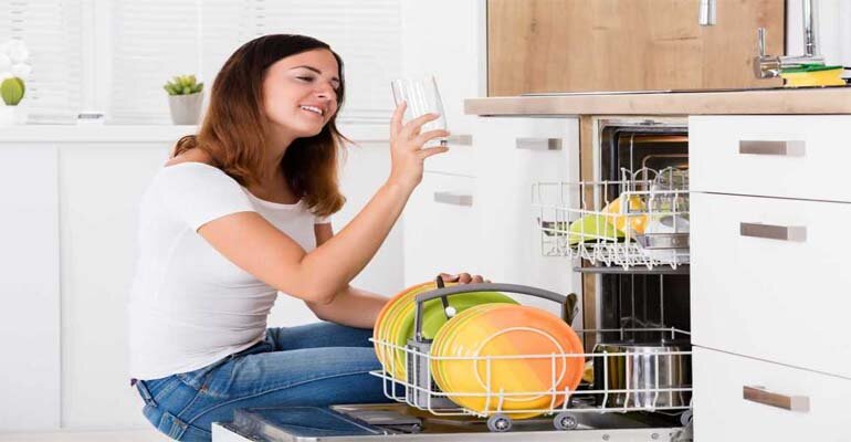Lượng nước sử dụng máy rửa bát trong 1 tháng may rua bat co ton dien nuoc hay khong 3