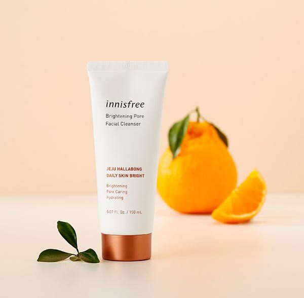 Sữa rửa mặt Innisfree White Pore Facial Cleanser