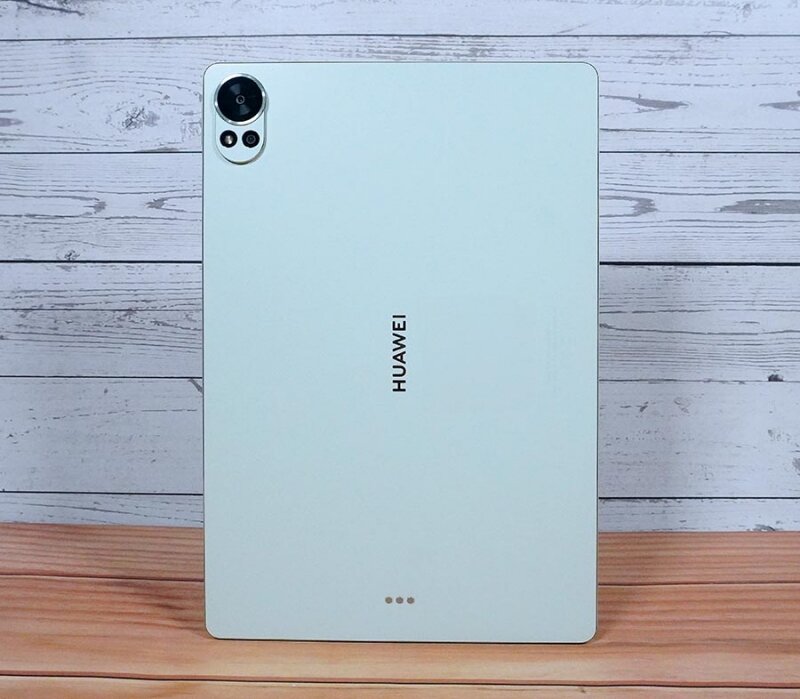 Huawei MatePad 12 X: Trải nghiệm toàn diện từ màn hình đọc sách đến bàn phím tiện lợi