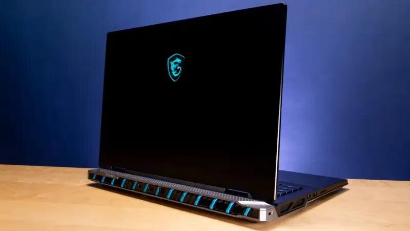 Đánh giá MSI Titan 18 HX – Quái vật hiệu năng nhưng là ác mộng giá cả