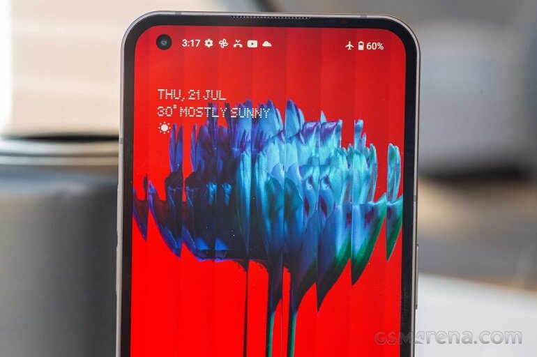 trên tay nothing phone 1