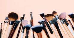 3 bộ cọ trang điểm chuyên nghiệp được chuyên gia trang điểm đánh giá cao