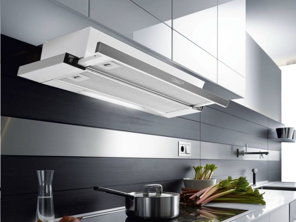 3 cách chọn kích thước máy hút mùi âm tủ, kính cong hợp bếp nhất
