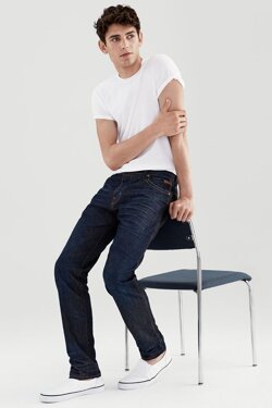 3 cách kết hợp trang phục với giầy slip on nam
