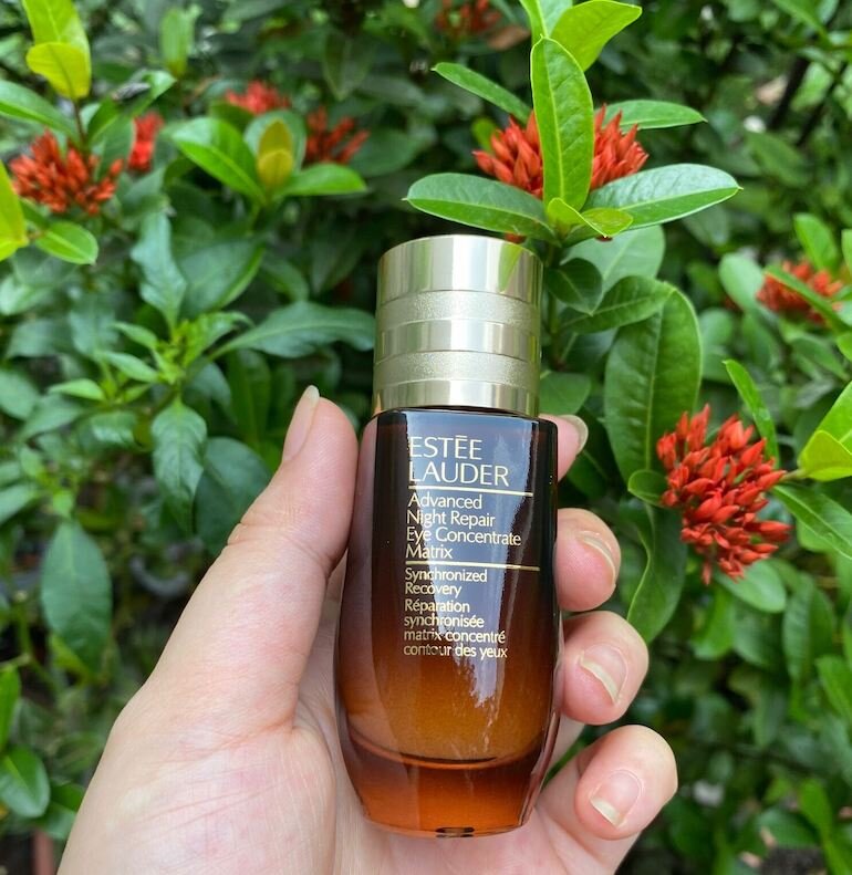 serum mắt Estee Lauder