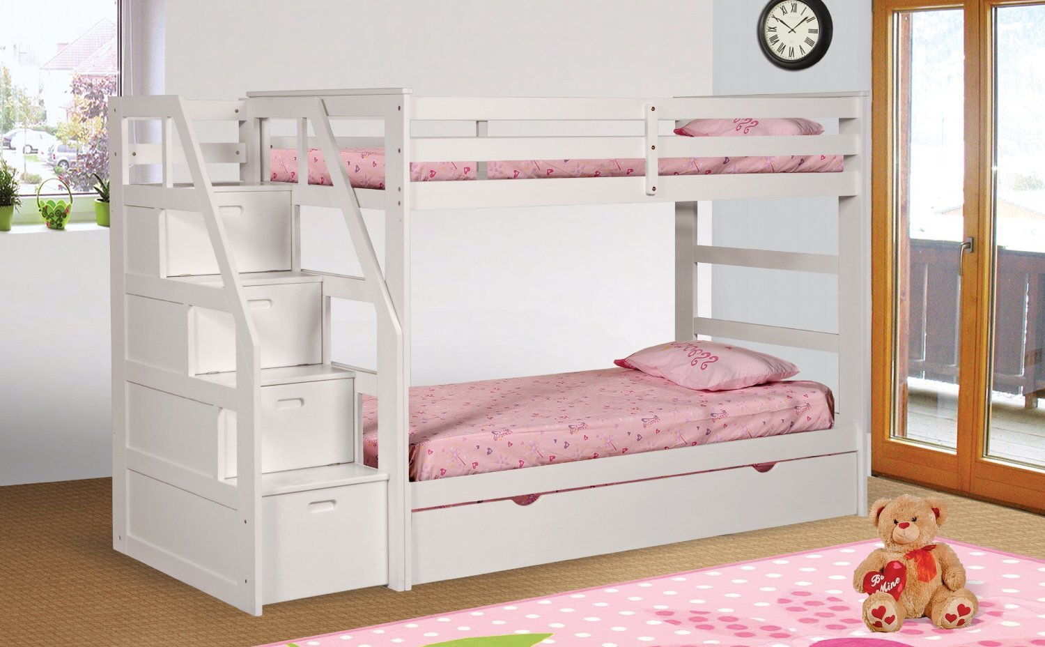 Mẫu giường classic này sẽ thích hợp với những bé gái yêu thích sự đơn giản
