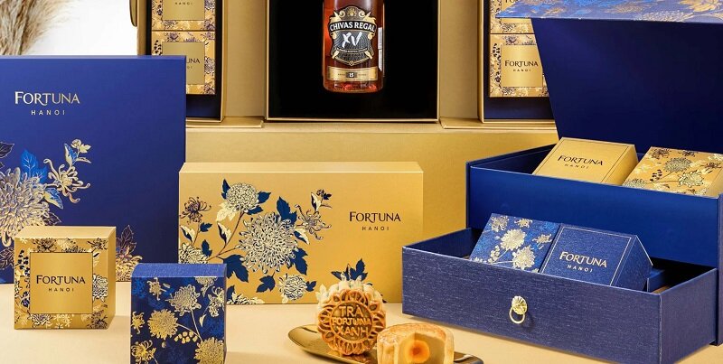 Bộ sưu tập hộp bánh Trung thu Fortuna 2023 “Cúc Vàng Thượng Hạng” có thiết kế tinh tế và sang trọng