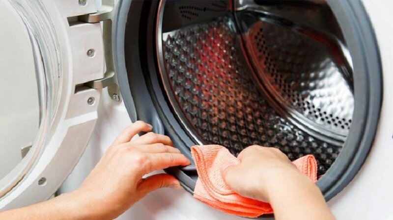 5 lưu ý để vệ sinh máy giặt cửa trước Electrolux sạch bong, đơn giản