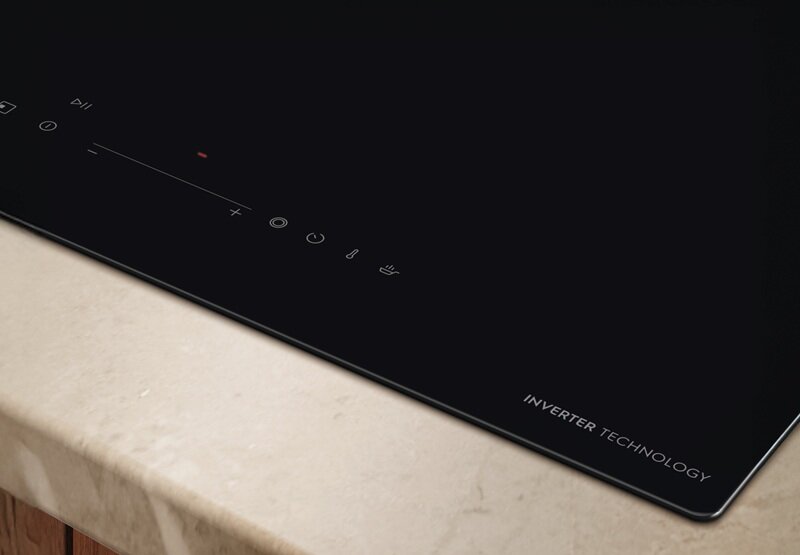 Bếp từ đôi hồng ngoại Electrolux EHM7254BF tiết kiệm điện