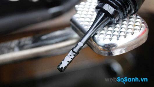 4 bước đơn giản thay dầu nhớt cho xe máy tại nhà