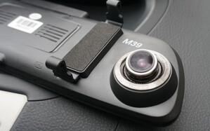 4 tác dụng của camera hành trình và 11 tính năng không thể thiếu