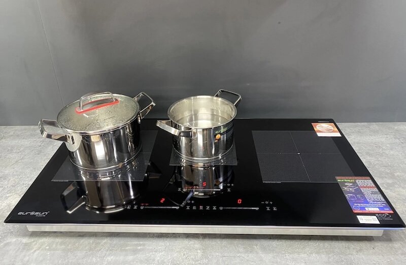 Bếp từ âm 3 vùng nấu Eurosun EU-T386Max sở hữu hiệu năng mạnh mẽ