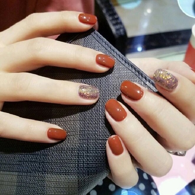 Các mẫu sơn móng tay màu cam đất ấn tượng hiện nay | websosanh.vn