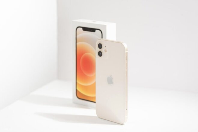  iPhone 12 quốc tế giá bao nhiêu