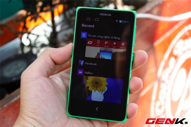 Mở hộp Nokia X Dual Sim tại Việt Nam