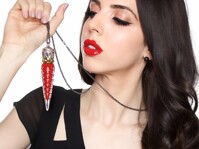 5 bộ sưu tập son môi đang tạo ra "cơn sốt" mùa hè này