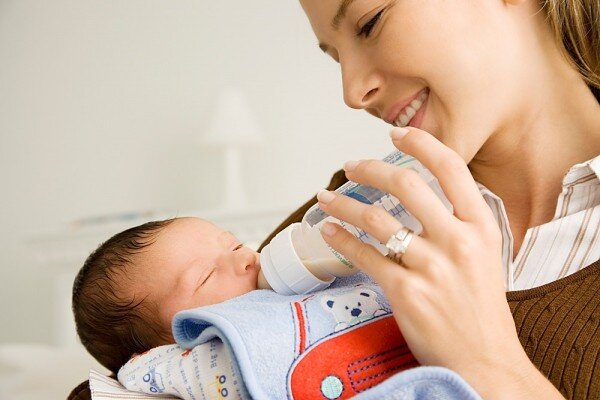 5 lí do mẹ nên chọn sữa bột Celia Expert 1 cho bé sơ sinh