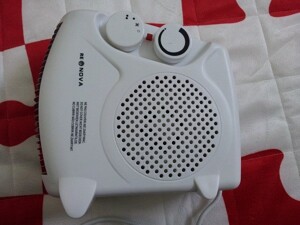 5 mẫu đèn sưởi và quạt sưởi để bàn giá rẻ, chất lượng tốt