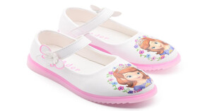 5 mẫu giày búp bê trẻ em được yêu thích 2022