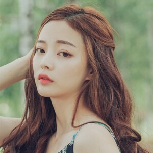 5 màu son môi đẹp nhất cho các cô gái trong mùa thu