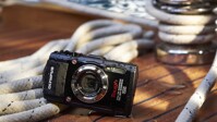 5 máy ảnh compact chống thấm nước ấn tượng nhất năm 2015