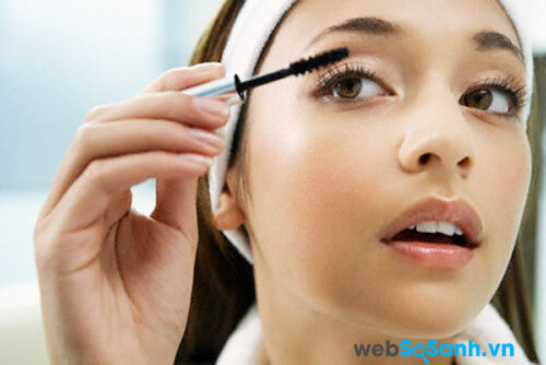5 sai lầm thường gặp khi bạn sử dụng mascara