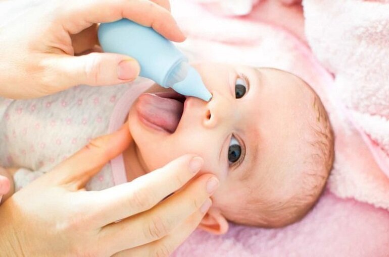 Cách dùng máy hút mũi cho trẻ sơ sinh an toàn