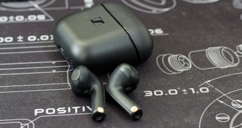 Sennheiser Accentum Open: Tai nghe true wireless thiết kế mở, âm thanh chất lượng cao