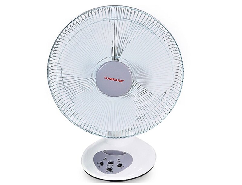 Top 9 quạt tích điện tốt nhất 2026, giá từ 495K: Tranh thủ mua trước mùa cao điểm nắng nóng