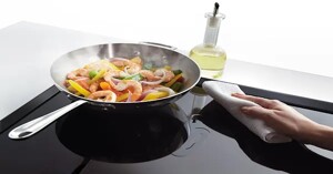 6 Cách lựa chọn chảo inox bếp từ chất lượng dành cho các chị em